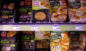 Le gouvernement estime que les termes saucisse vegan ou bacon végétarien peuvent créer la confusion chez les consommateurs.